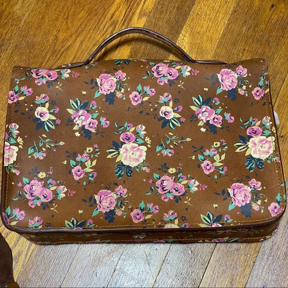 Brand New Yoshi UK laptop bag